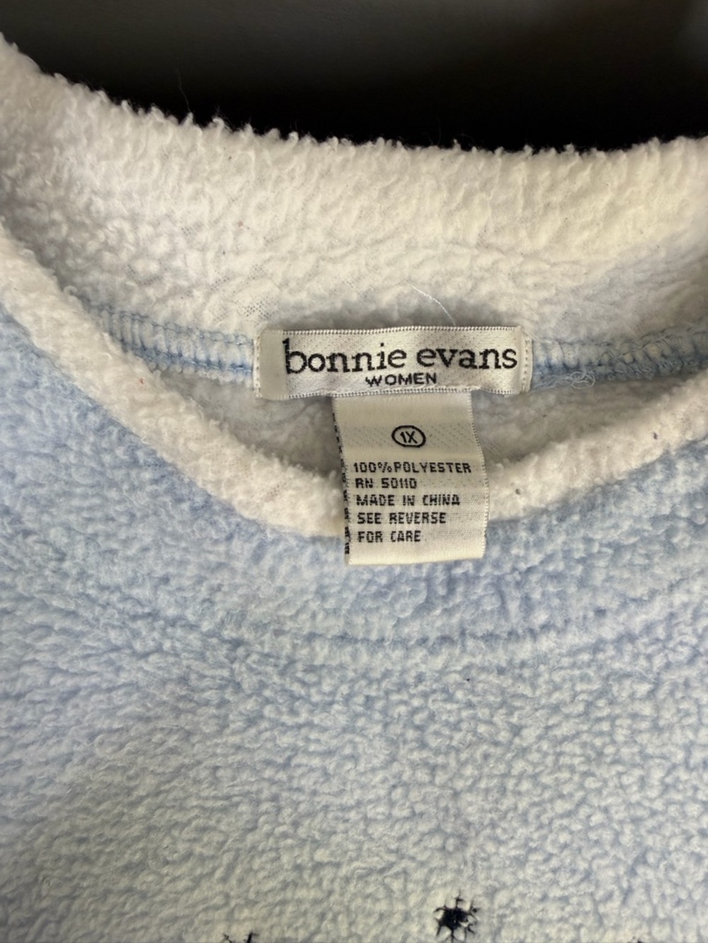 Cozy Light Blue Crewneck Sweater with Cat Embroidery - - Picture 4 of 6
